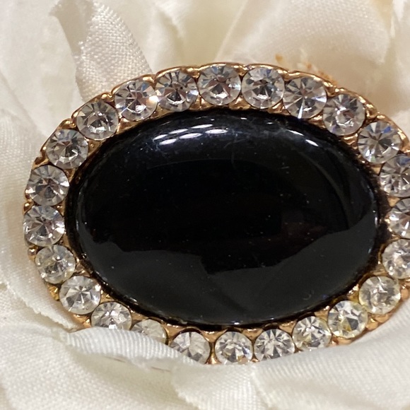 Vintage pierced earrings w/sparkly rhinestones & black plastic center EUC - Picture 2 of 4